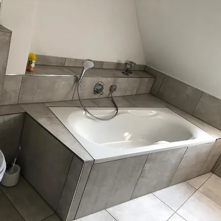 Apartment At Randolphs